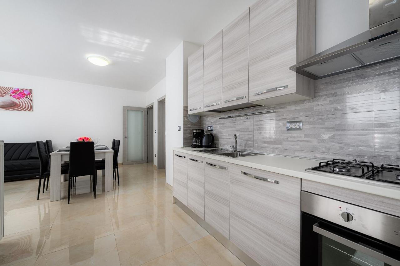 Stancija Amoroso Porec Apartments エクステリア 写真